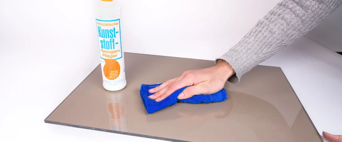 تمیز کردن پلکسی گلاس